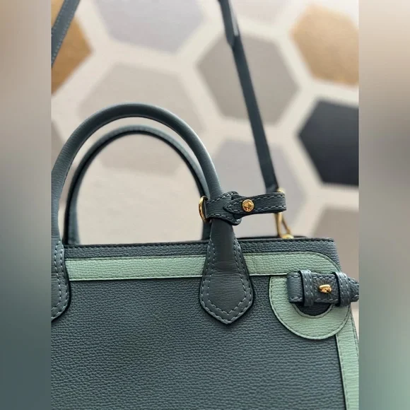 The Banner Burberry Handbags- Detachable crossbody - Picture 10 of 12